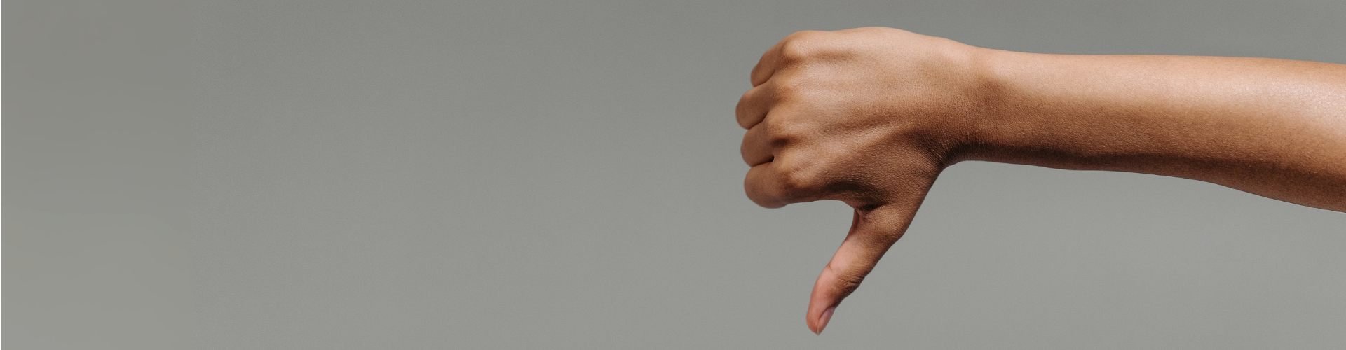 How should Experts disclose criticisms when they are frequently unaware of the outcome of the case?